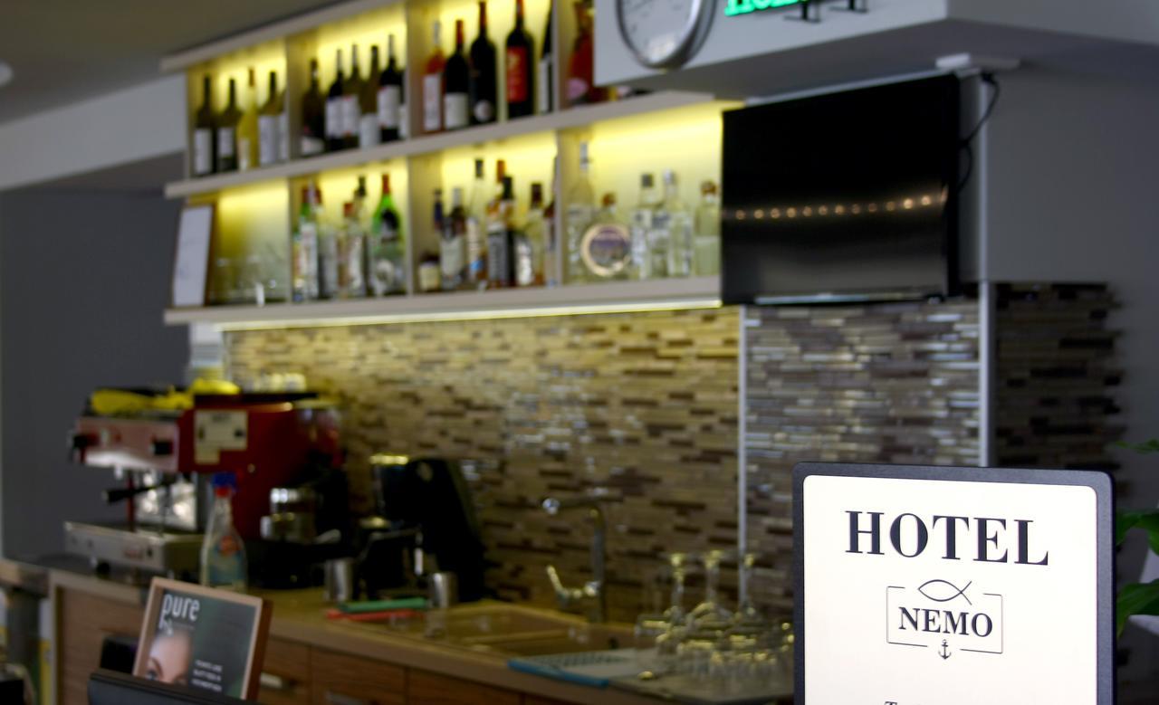 Nemo Hotel Braila Exterior photo